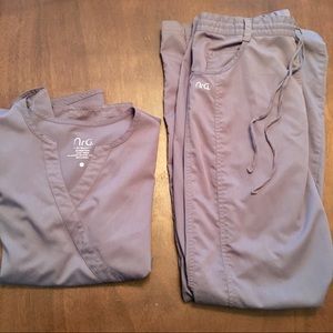 NRG by Barco Scrub Set Medium